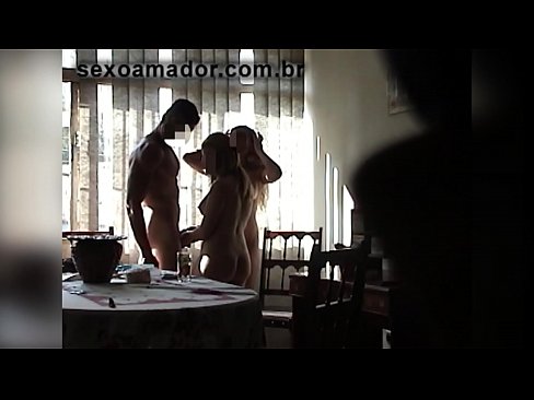 ❤️ Marafiki wa ngono hualika mtu mkubwa na watatu pamoja naye Pono ️❤