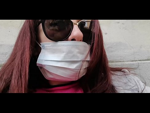 ❤️ Nicoletta analipiza kisasi kwa jirani yake na kukojoa kwenye karakana yake (Karantini Maalum ya Covid19 ya Italia) Pono ️❤