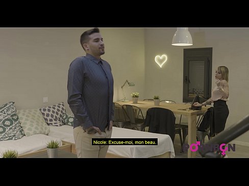 ❤️ PORNBCN 4K Mwanamke mmoja aliyekomaa na matiti makubwa anataka kunyofolewa mkundu kijana gigolo mwenye dick kubwa blowjob amortist kazi ngumu ya mikono kazi ya mbwa style pussy lick orgasm French subtitles Pono ️❤